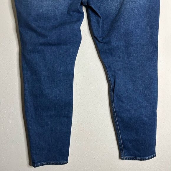 Old Navy Mid Rise Rockstar Super Skinny Jean Size 18 - Picture 9 of 12